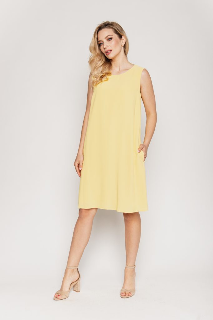 Żółta trapezowa sukienka z kieszeniami