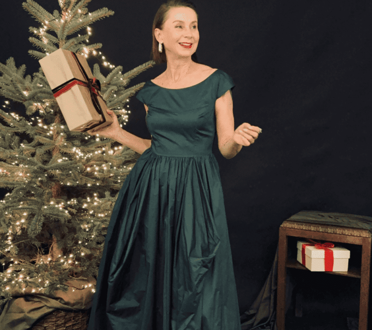 Wizualizacja kobiety w sukience na Święta