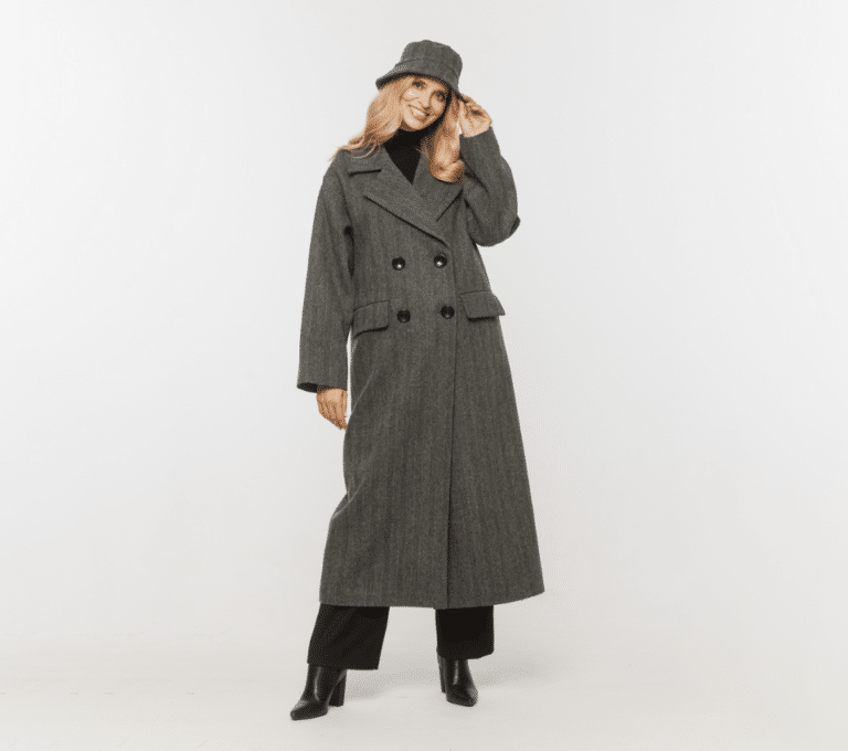 Wizualizacja kobiety w szarym płaszczu Bialcon