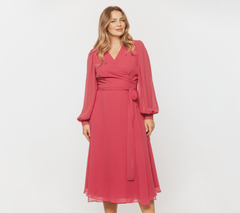 Wizualizacja kobiety w różowej sukience Bialcon