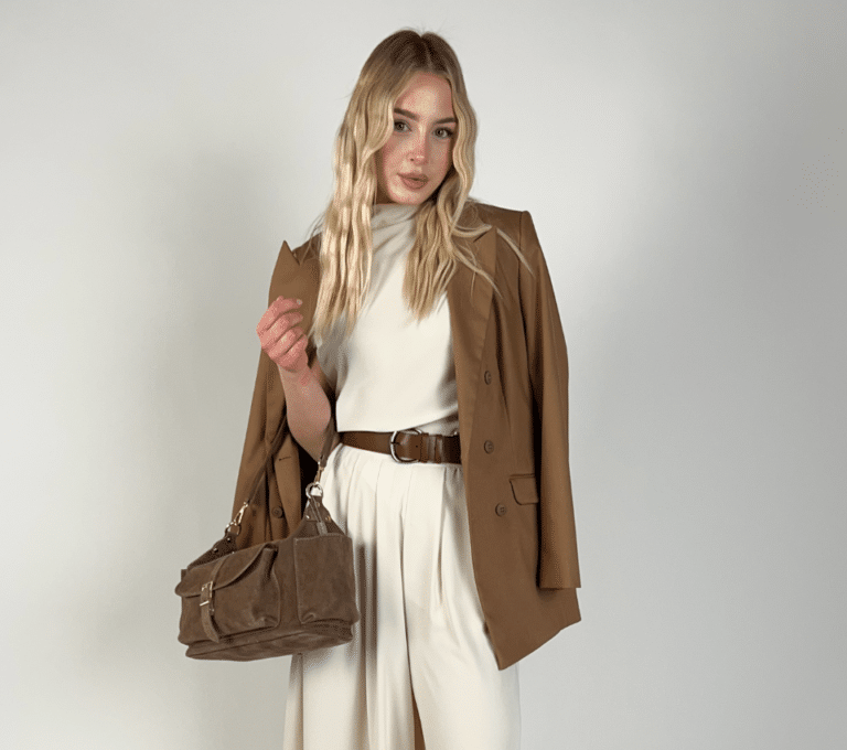 Wizualizacja kobiety w brązowej marynarce