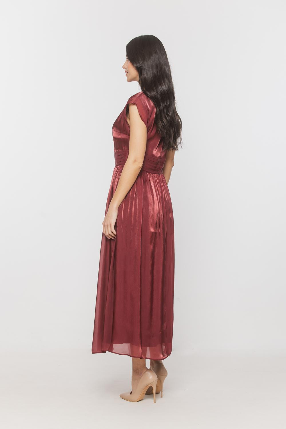 Glossy burgundy dress with a viscose lining | Bialcon.pl