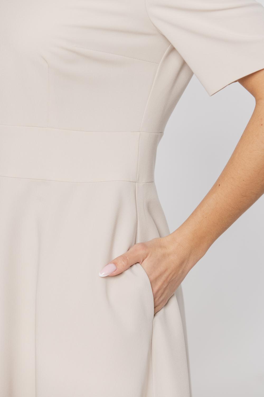 Classic formal dress with short sleeves | Bialcon.pl