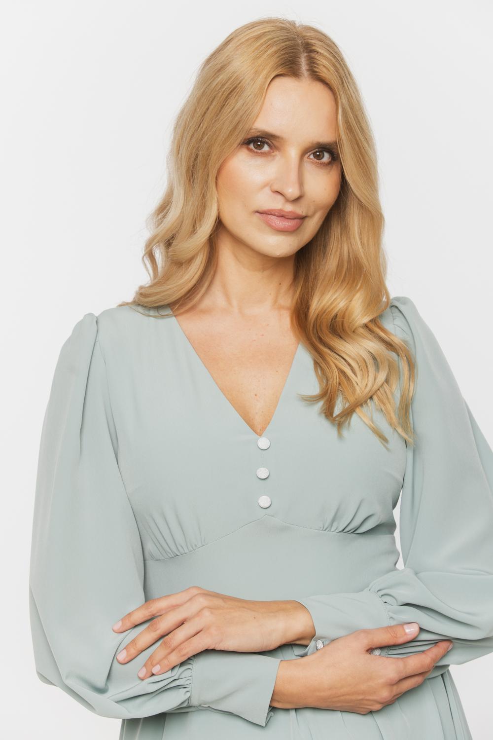 Airy cocktail dress in celadon | Bialcon.pl