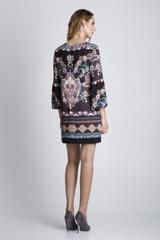 Oryginalna jesienna sukienka we wzory