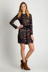 Wiskozowa sukienka w kwiaty z paskiem w talii