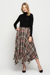 Długa spódnica z kieszeniami