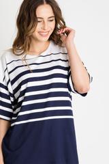 Oversize'owa bluzka w paski