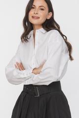 Bawełniana biała koszula o prostym luźnym kroju