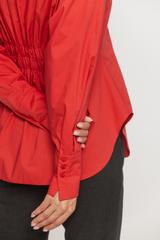 Bawełniana koralowa koszula z modelującymi gumkami