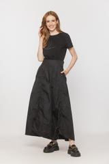 Cotton black t-shirt with minimalist embroidery