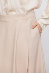 Beżowa asymetryczna spódnica w eleganckim wydaniu