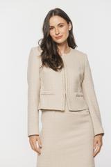 Beżowy żakiet  w stylu chanel z ozdobną taśmą