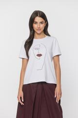 Biały bawełniany t-shirt z wywijanym rękawkiem