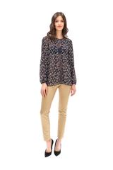 Kwiecista bluzka z szerokimi rękawami i koronkową wstawką