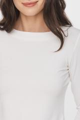 Bluzka basic z rękawem 3/4 w kremowym odcieniu