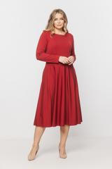 Ciemnoczerwona rozkloszowana sukienka z dzianiny