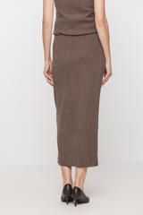 Brązowa dopasowana spódnica z fakturowanej dzianiny