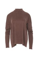 Brązowy golf o luźnym kroju z dopasowanym rękawem