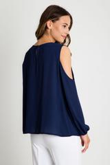 Elegancka granatowa bluzka z odkrytymi ramionami