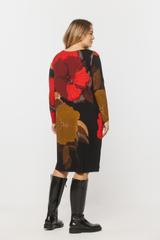 Codzienna trapezowa sukienka z dzianiny przed kolano