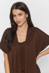 Codzienna wygodna narzutka z brązowej dzianiny