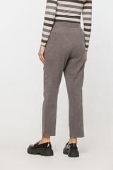Codzienne spodnie z prążkowanej szarej dzianiny