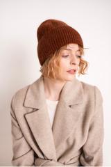 Brązowa miękka czapka z angory