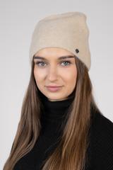 A soft beige hat with a blend of wool and cashmere
