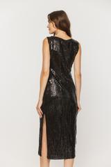 Czarna błyszcząca sukienka glamour z cekinowym wykończeniem
