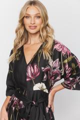 Czarna długa sukienka z kwiecistej wiskozy