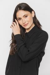 Czarna klasyczna koszula damska o prostym fasonie