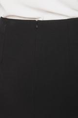 Czarna klasyczna spódnica z karczkiem
