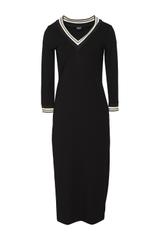 Czarna sukienka za kolano z ozdobnymi ściągaczami