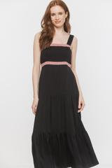 Czarna wiskozowa sukienka midi na ramiączkach