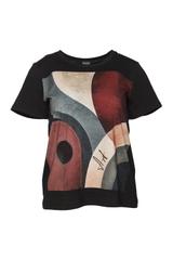 Czarny bawełniany t-shirt z nadrukiem w artystycznym stylu