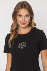 Czarny bawełniany t-shirt z ręcznie wyszywaną różą