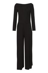 Czarny dzianinowy kombinezon odsłaniający ramiona