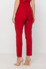 Czerwone klasyczne spodnie w kant z kieszeniami
