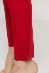 Czerwone klasyczne spodnie w kant z kieszeniami