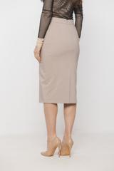 Dopasowana beżowa spódnica z ozdobnymi patkami