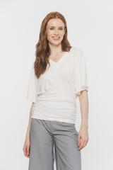 Dzianinowa bluzka ecru z motylkowym rękawem