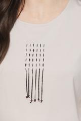 Dzianinowa bluzka z ozdobnymi sznureczkami