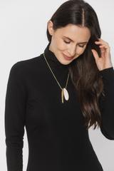 Dzianinowa sukienka w kolorze czarnym z półgolfem