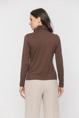 Dzianinowy brązowy golf z domieszką wełny