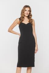 Elegancka dopasowana sukienka z romantycznym dekoltem