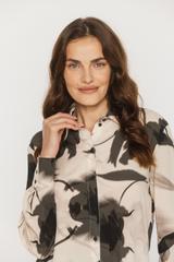 Elegancka koszula z lekkiej tkaniny wiskozowej