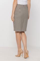 Elegancka spódnica w kratę o prostym fasonie