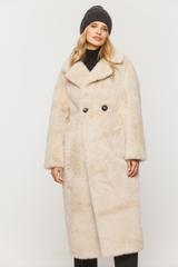Futerkowy jasny płaszcz zapinany dwurzędowo
