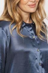 Granatowa koszula damska z wiskozowej satyny